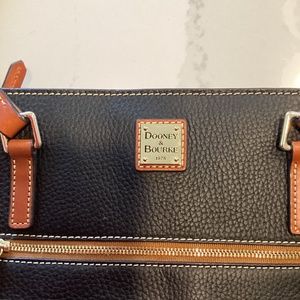 Dooney & Burke nwot purse